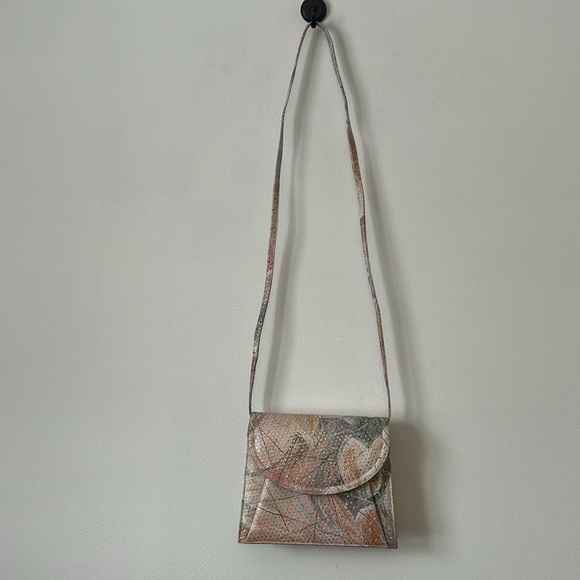 Vintage pastel color handbag - Picture 2 of 9